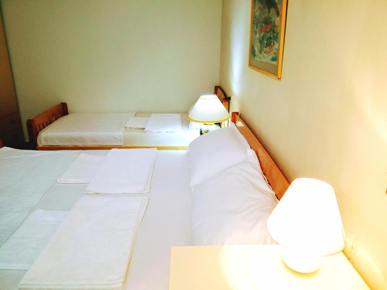 Turtle Apartment ดูร์เรส ภายนอก รูปภาพ