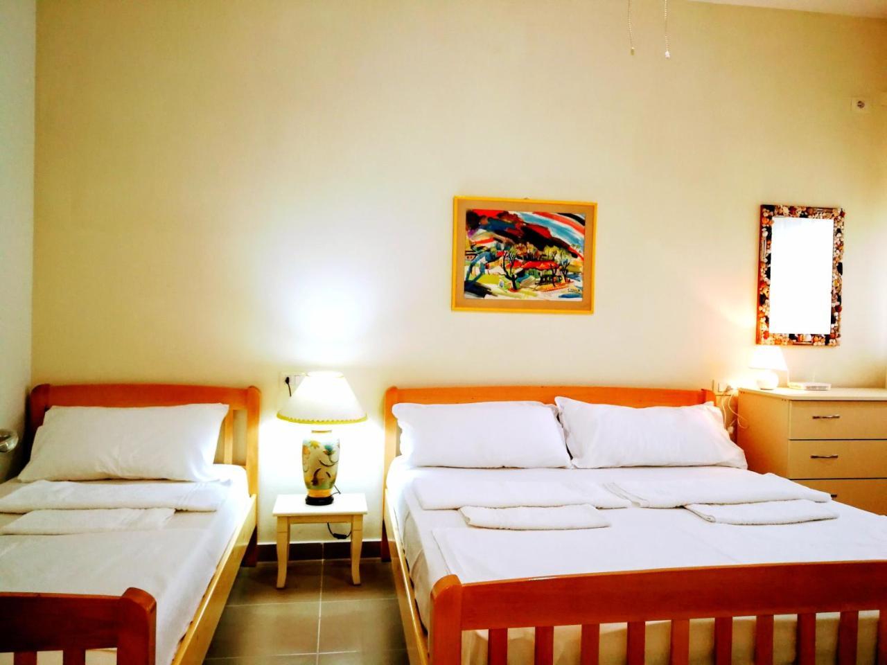Turtle Apartment ดูร์เรส ภายนอก รูปภาพ